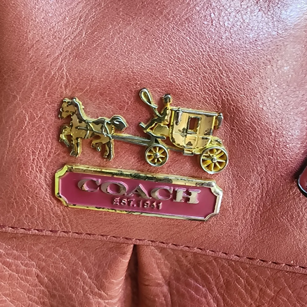 Authentic COACH Large SatchelY